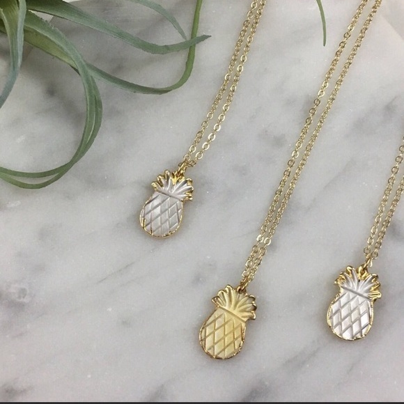 Dainty Pineapple Charm Necklace 10$